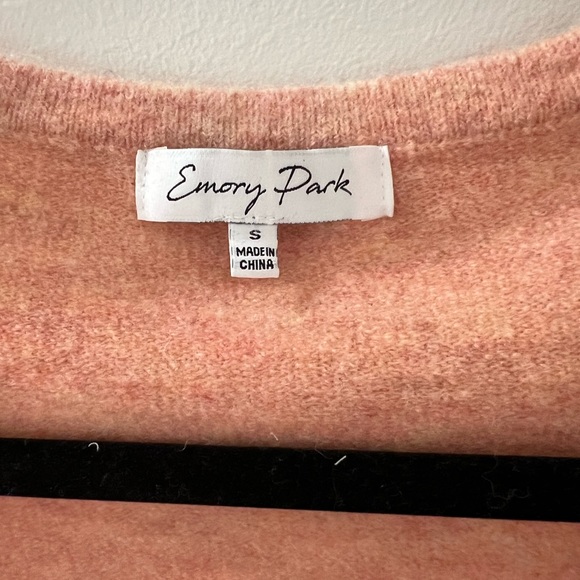 Emory Park Crop Ruched Sweater - Picture 3 of 6